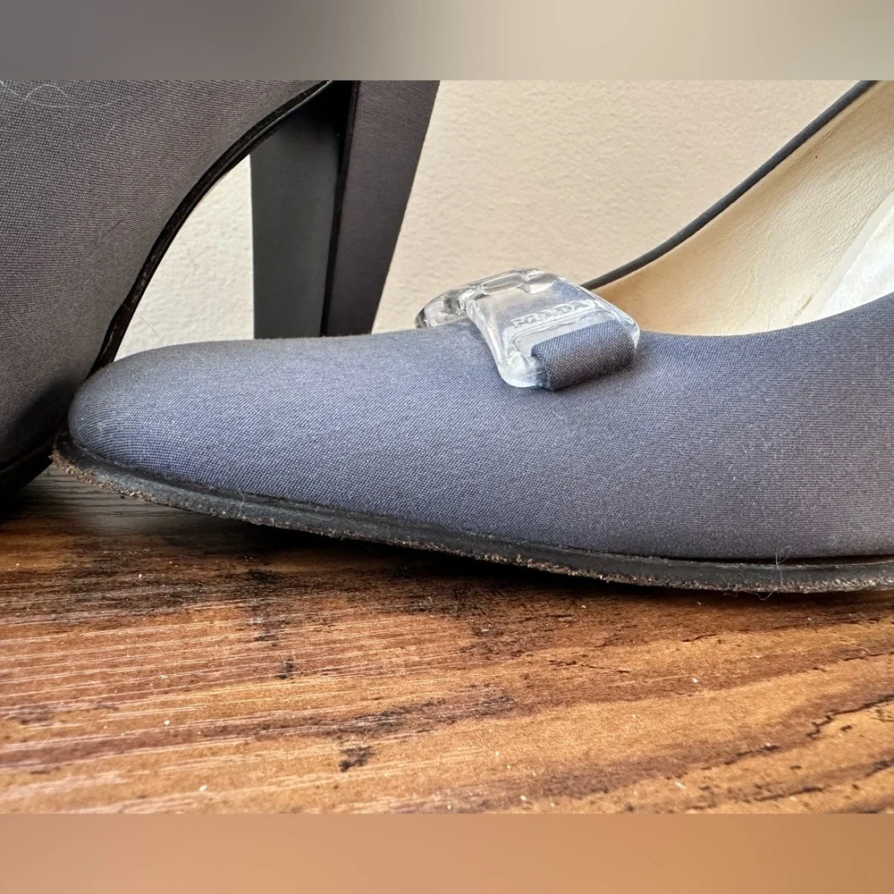 Vintage Prada acrylic buckle blue pump size 36.5 - Picture 6 of 13